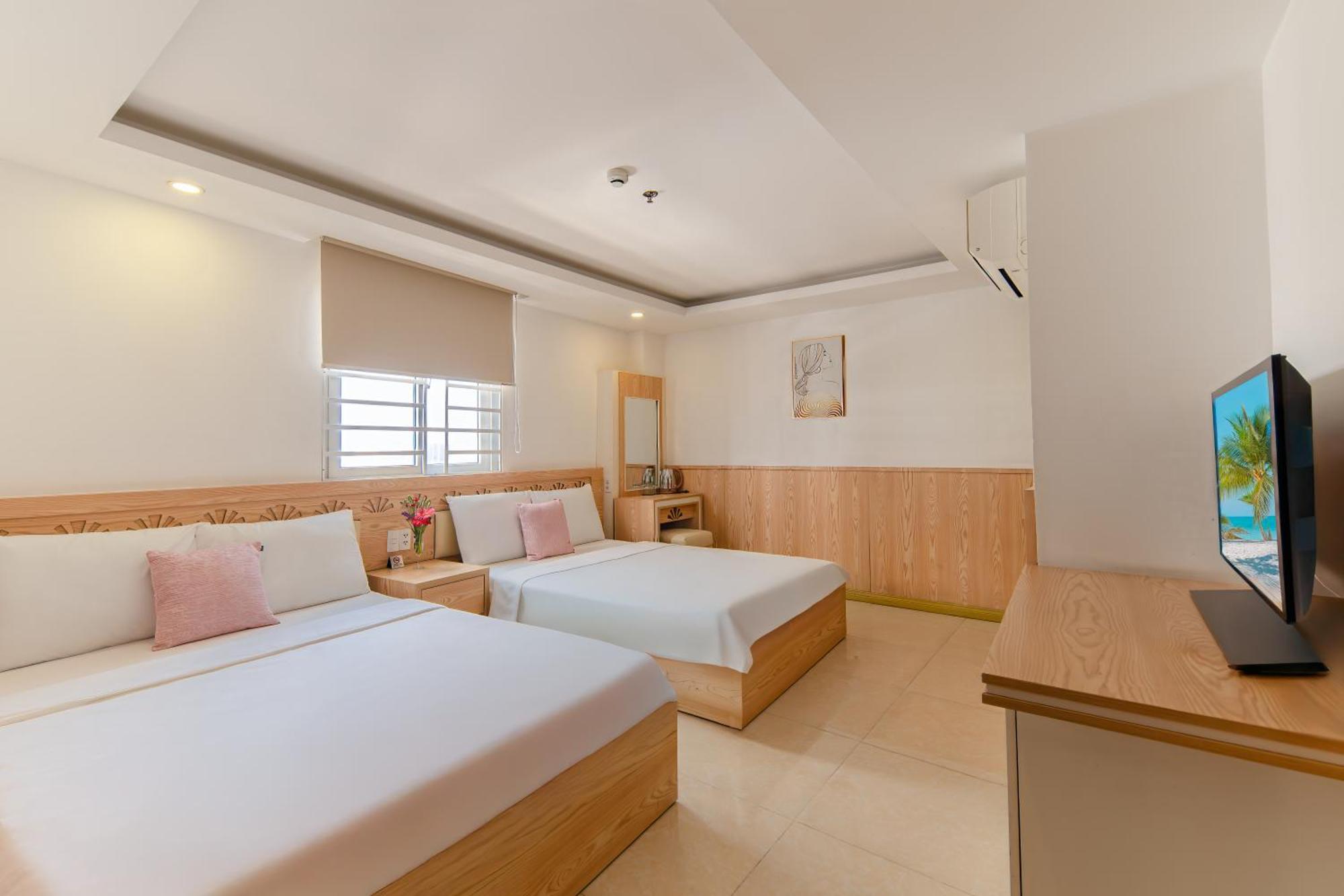 Nang Vang Hotel Nha Trang Exterior photo