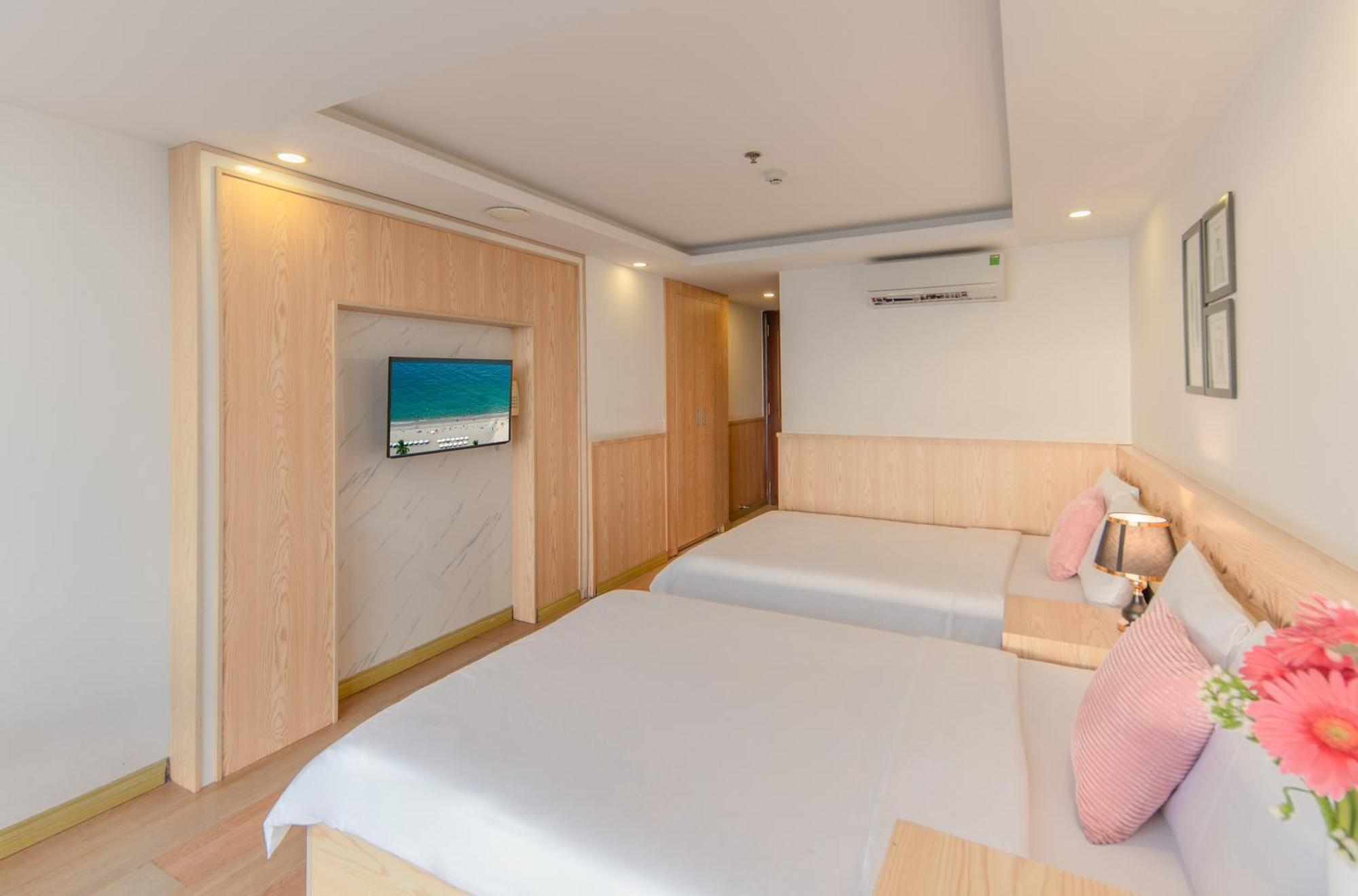Nang Vang Hotel Nha Trang Exterior photo