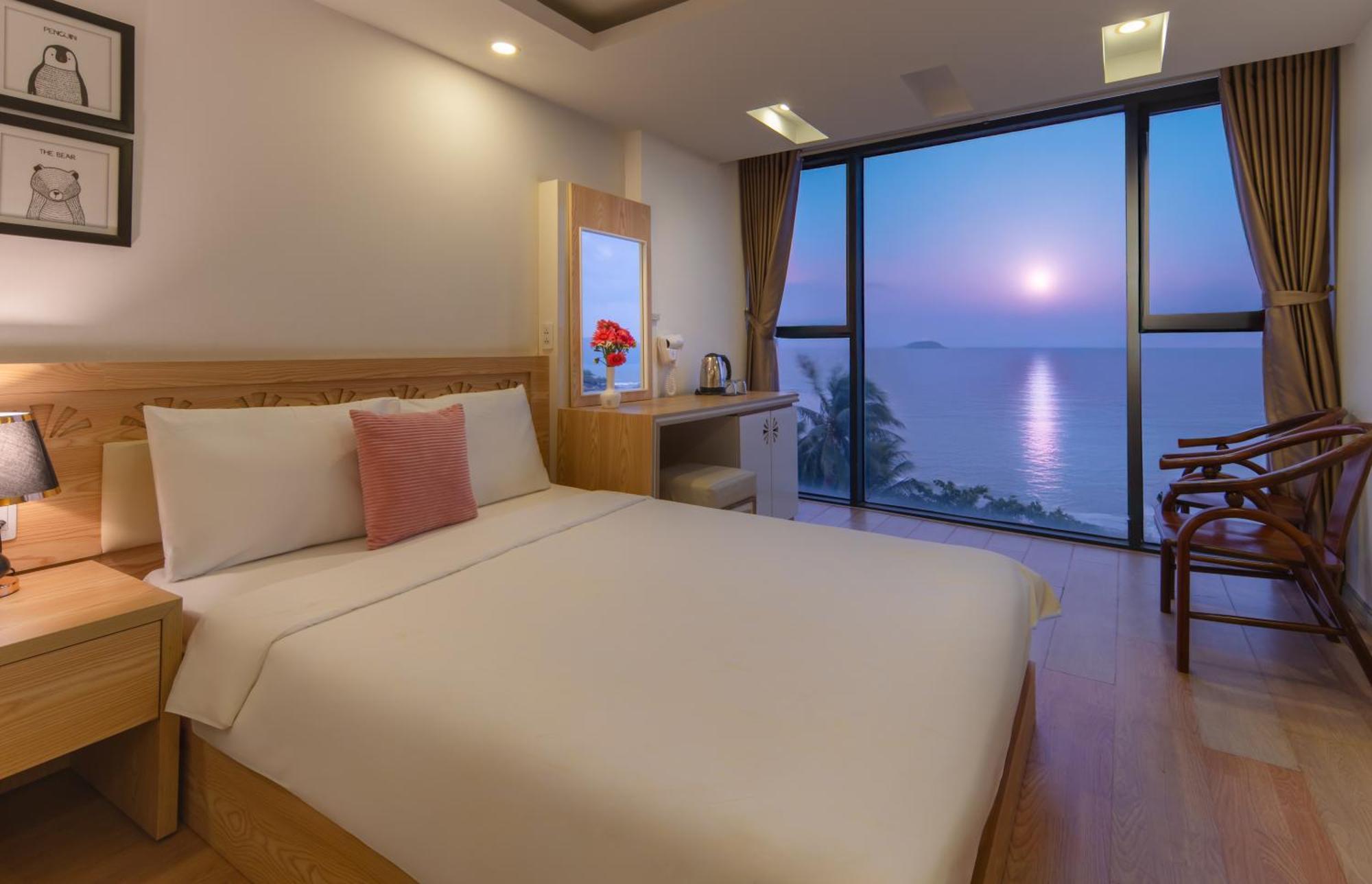 Nang Vang Hotel Nha Trang Exterior photo