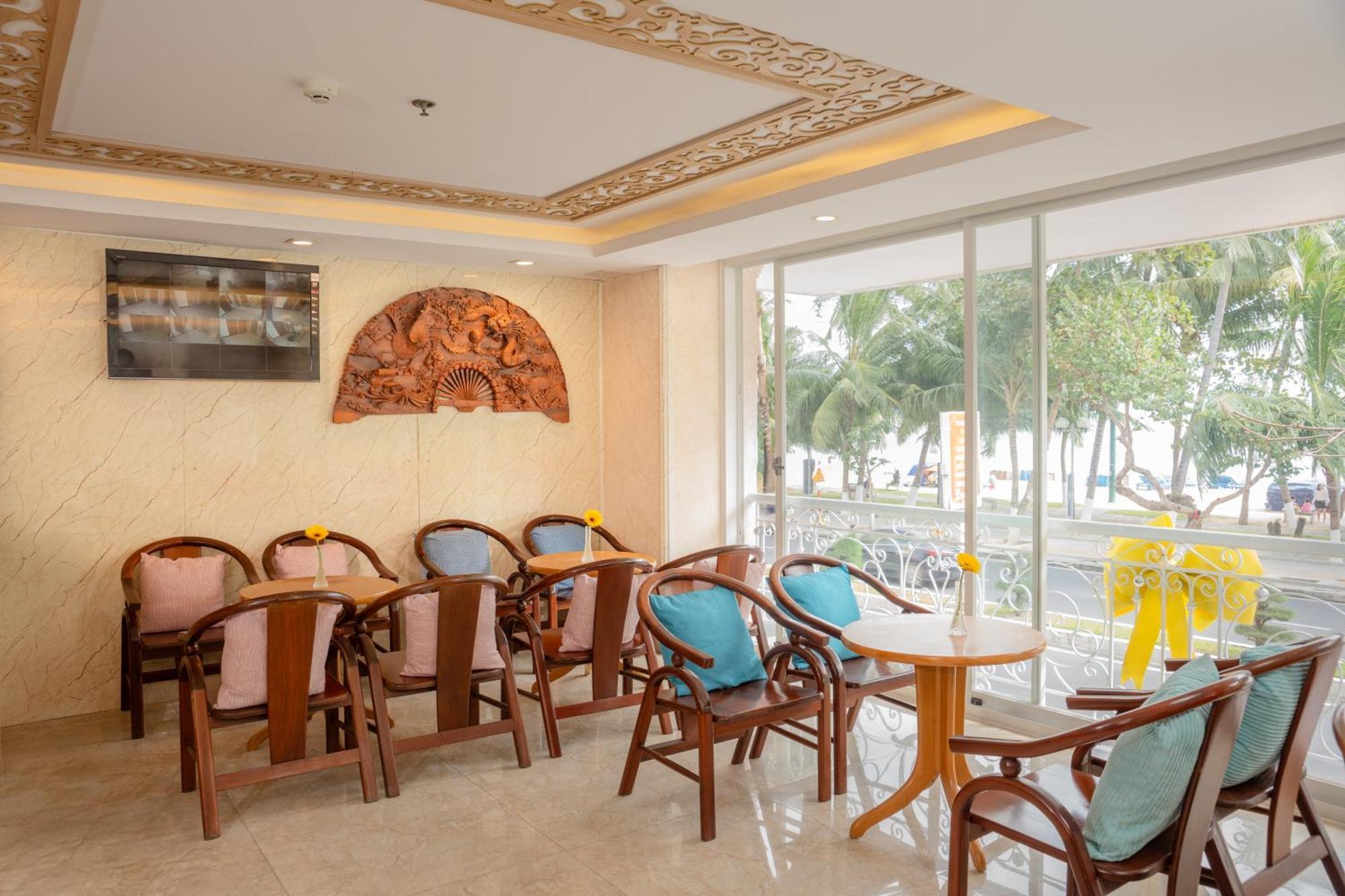 Nang Vang Hotel Nha Trang Exterior photo