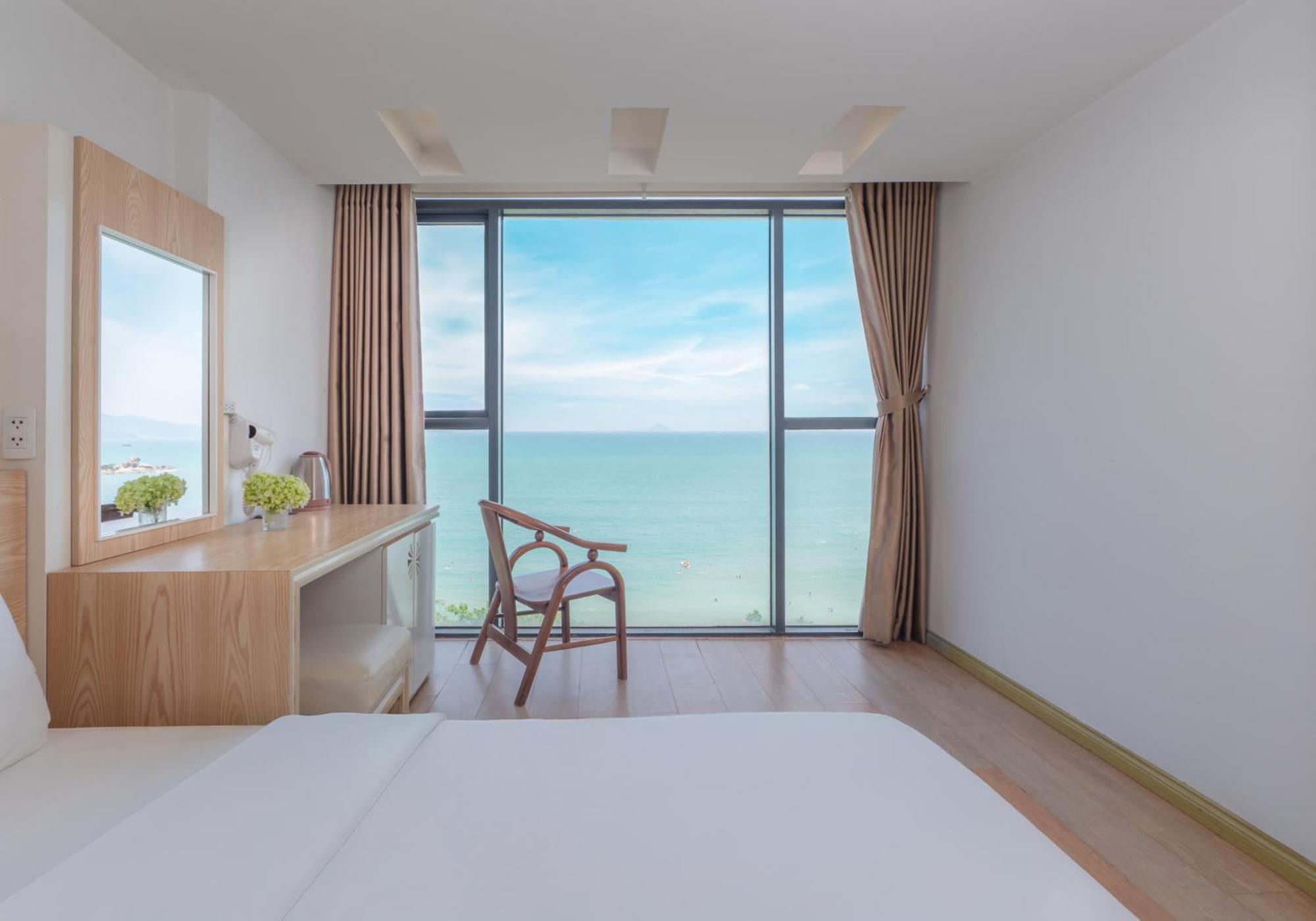 Nang Vang Hotel Nha Trang Exterior photo